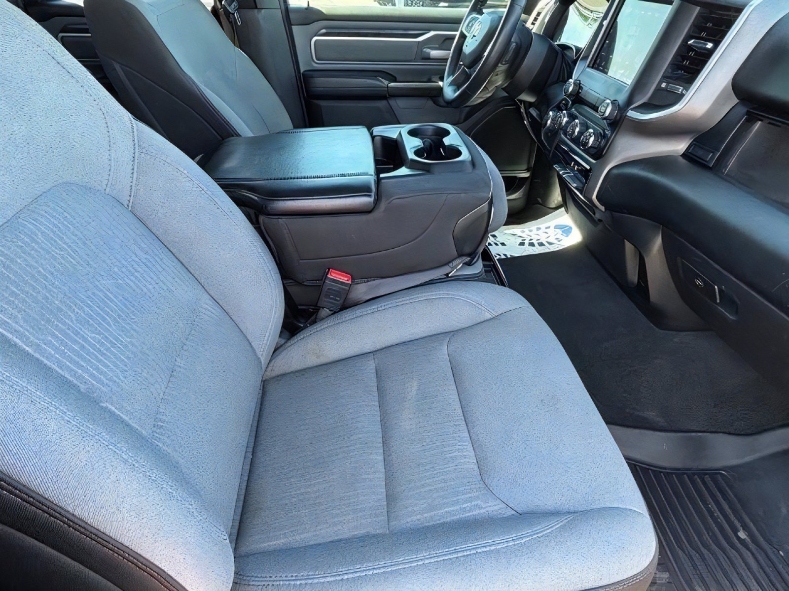 Used 2021 RAM 1500 Big Horn RWD image 31