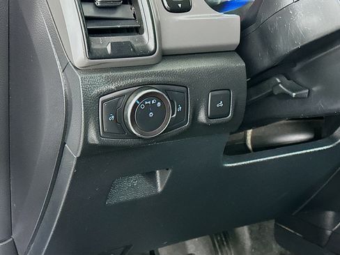 Used 2019 Ford Ranger XL w/ Equipment Group 101A Mid RWD image 16