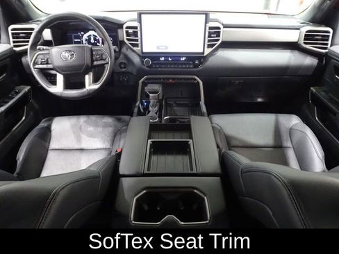 Used 2025 Toyota Tundra Limited image 28
