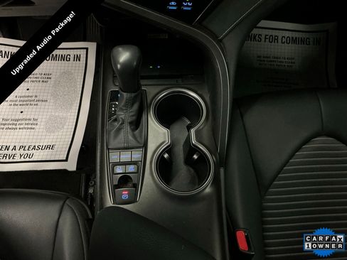 Used 2023 Toyota Camry SE image 25