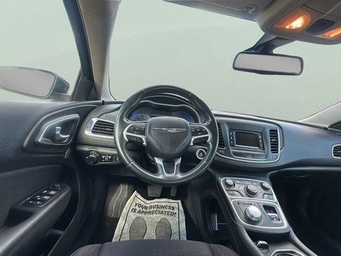 Used 2015 Chrysler 200 Limited w/ Convenience Group FWD image 19