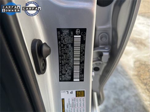 Used 2024 Toyota Corolla SE w/ SE Package image 36