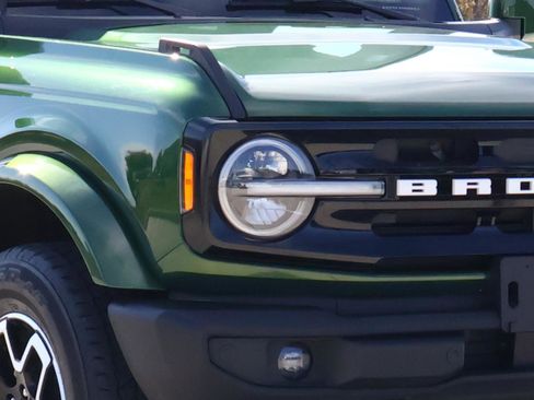 Used 2024 Ford Bronco Outer Banks image 7