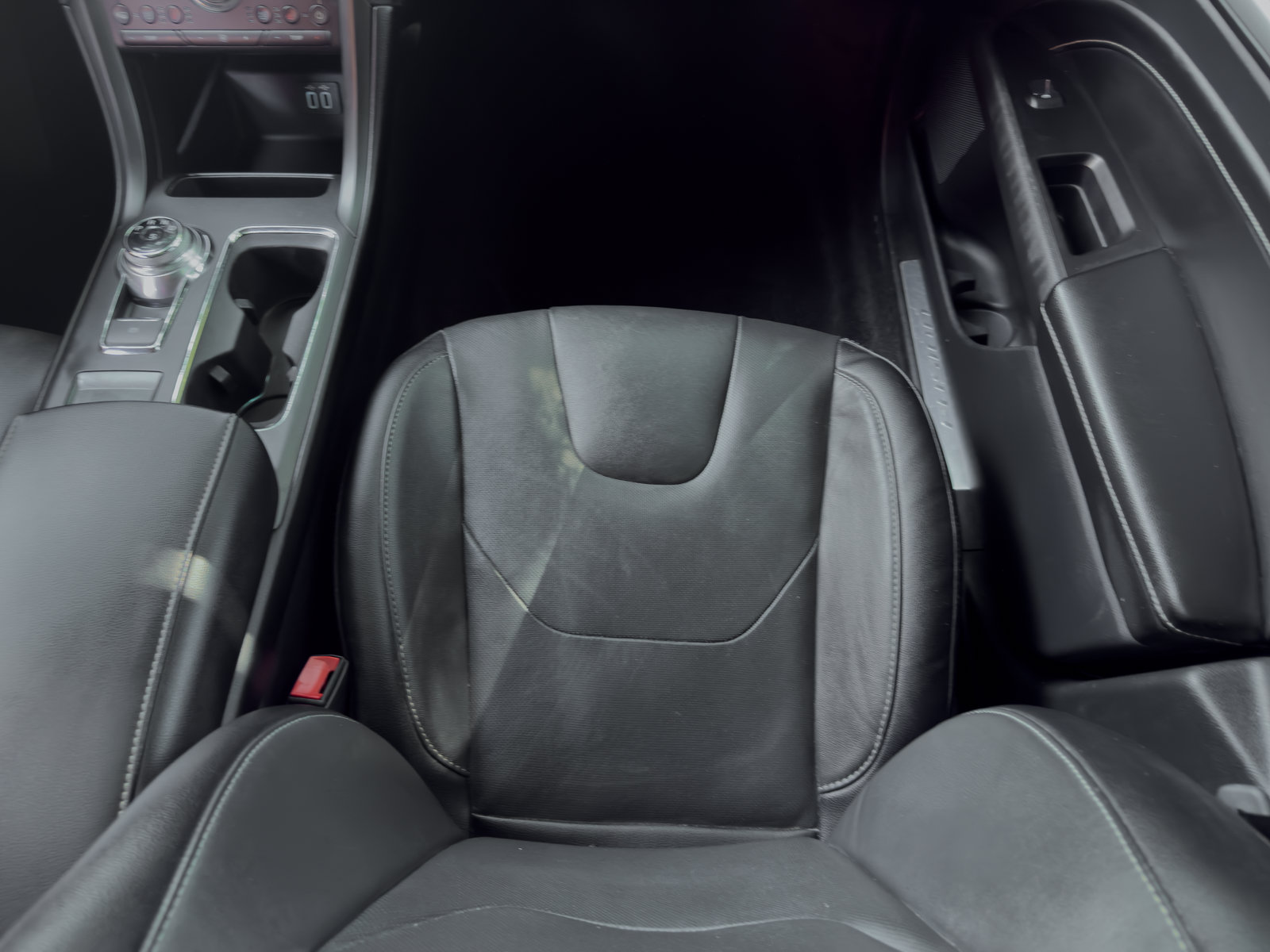 Used 2020 Ford Fusion Titanium FWD image 54