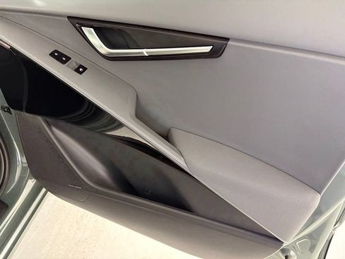 New 2026 Kia Niro EX w/ EX Premium Package FWD image 43
