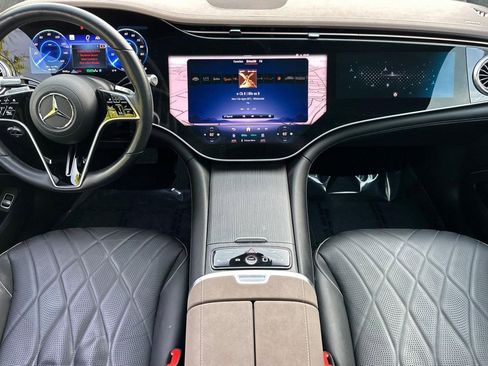 Certified 2023 Mercedes-Benz EQS 580 4MATIC Sedan image 16