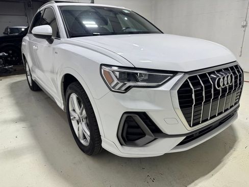 Used 2024 Audi Q3 2.0T Premium AWD/4WD image 8