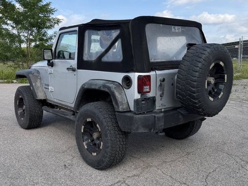 Used 2012 Jeep Wrangler Sport AWD/4WD image 3