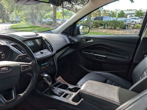 Used 2019 Ford Escape SEL FWD image 14