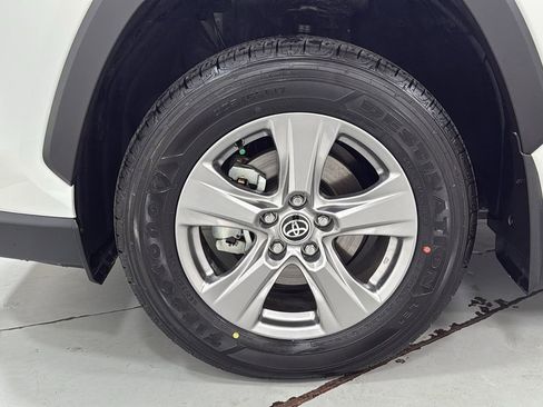 Certified 2025 Toyota RAV4 XLE w/ Convenience Package image 24