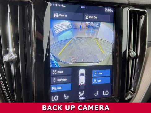 Used 2018 Volvo XC60 T8 Inscription w/ Advanced Package image 10