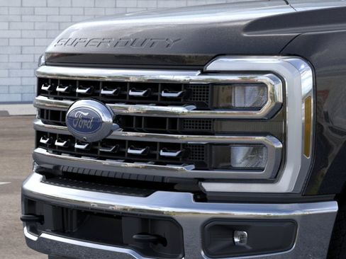 New 2026 Ford F250 XLT w/ XLT Premium Package AWD/4WD image 17