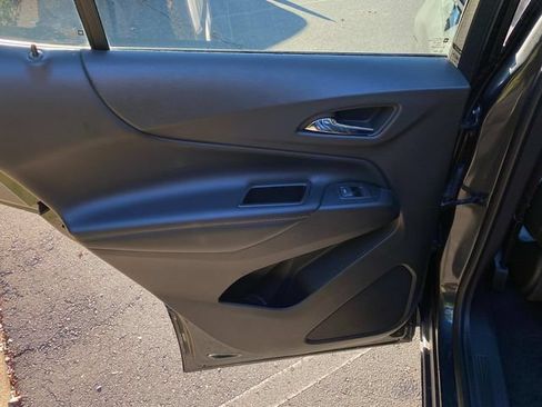 Used 2020 Chevrolet Equinox Premier FWD image 10