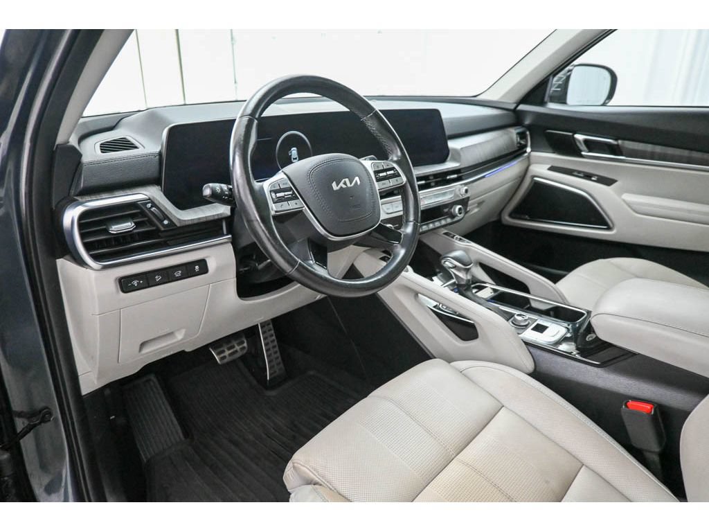 Used 2023 Kia Telluride SX AWD/4WD image 9