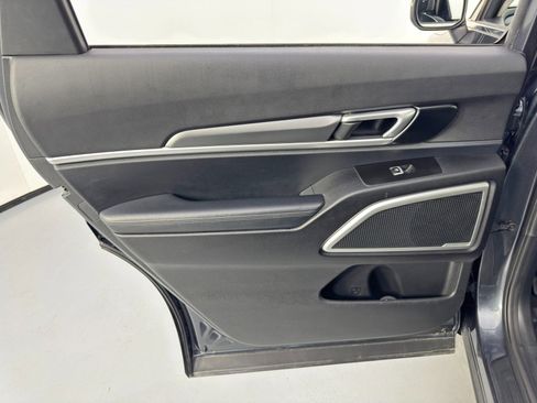 Used 2020 Kia Telluride S image 41