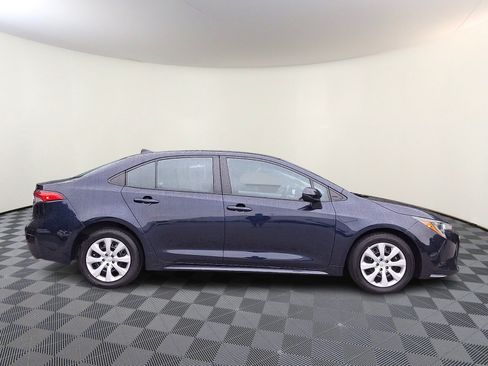 Certified 2024 Toyota Corolla LE FWD image 7