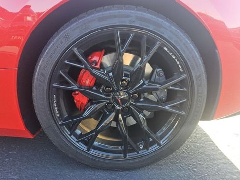 Used 2023 Chevrolet Corvette Stingray Premium Cpe w/ Z51 Performance Package RWD image 7