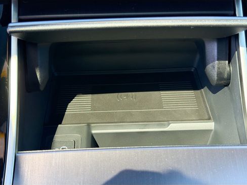 New 2026 Land Rover Range Rover Velar Dynamic SE image 30