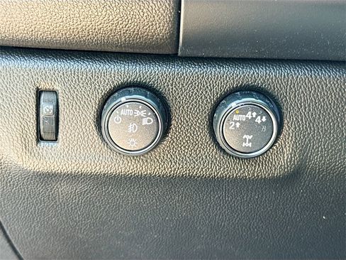 Used 2022 GMC Canyon AT4 w/ Trailering Package image 10