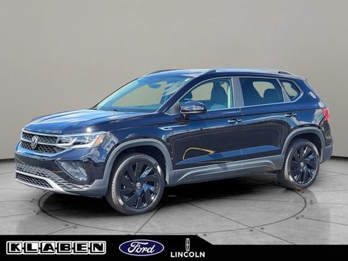 Used 2024 Volkswagen Taos SEL AWD/4WD image 1