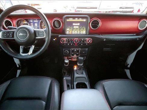 Certified 2023 Jeep Wrangler Unlimited Rubicon w/ Cold Weather Group image 15