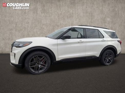 New 2026 Ford Explorer Active w/ Active Comfort Package image 4