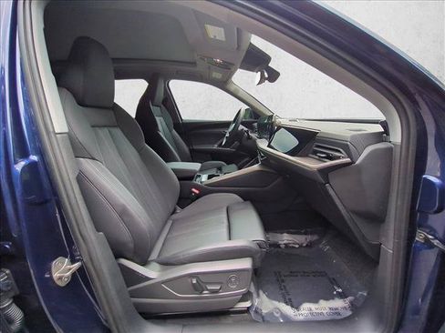 Used 2025 Audi Q5 Premium Plus w/ Premium Plus AWD/4WD image 25