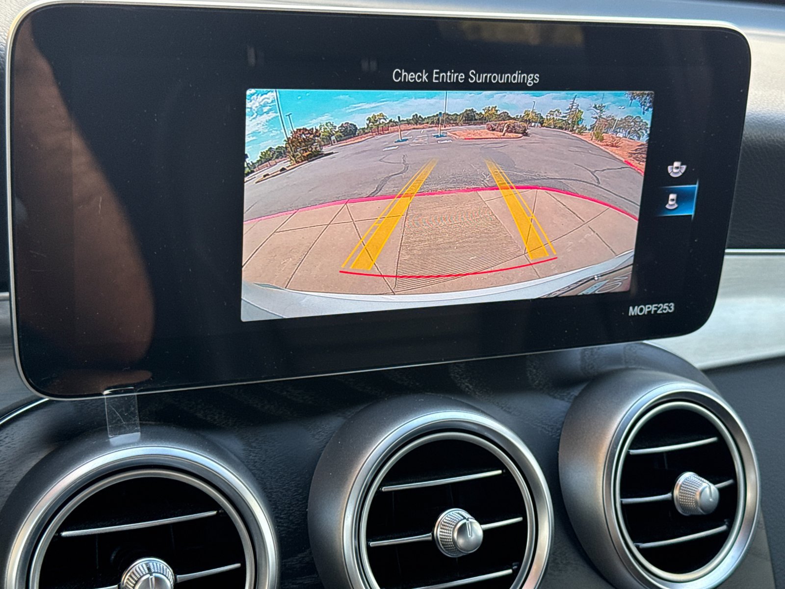 Used 2020 Mercedes-Benz GLC 300 image 18