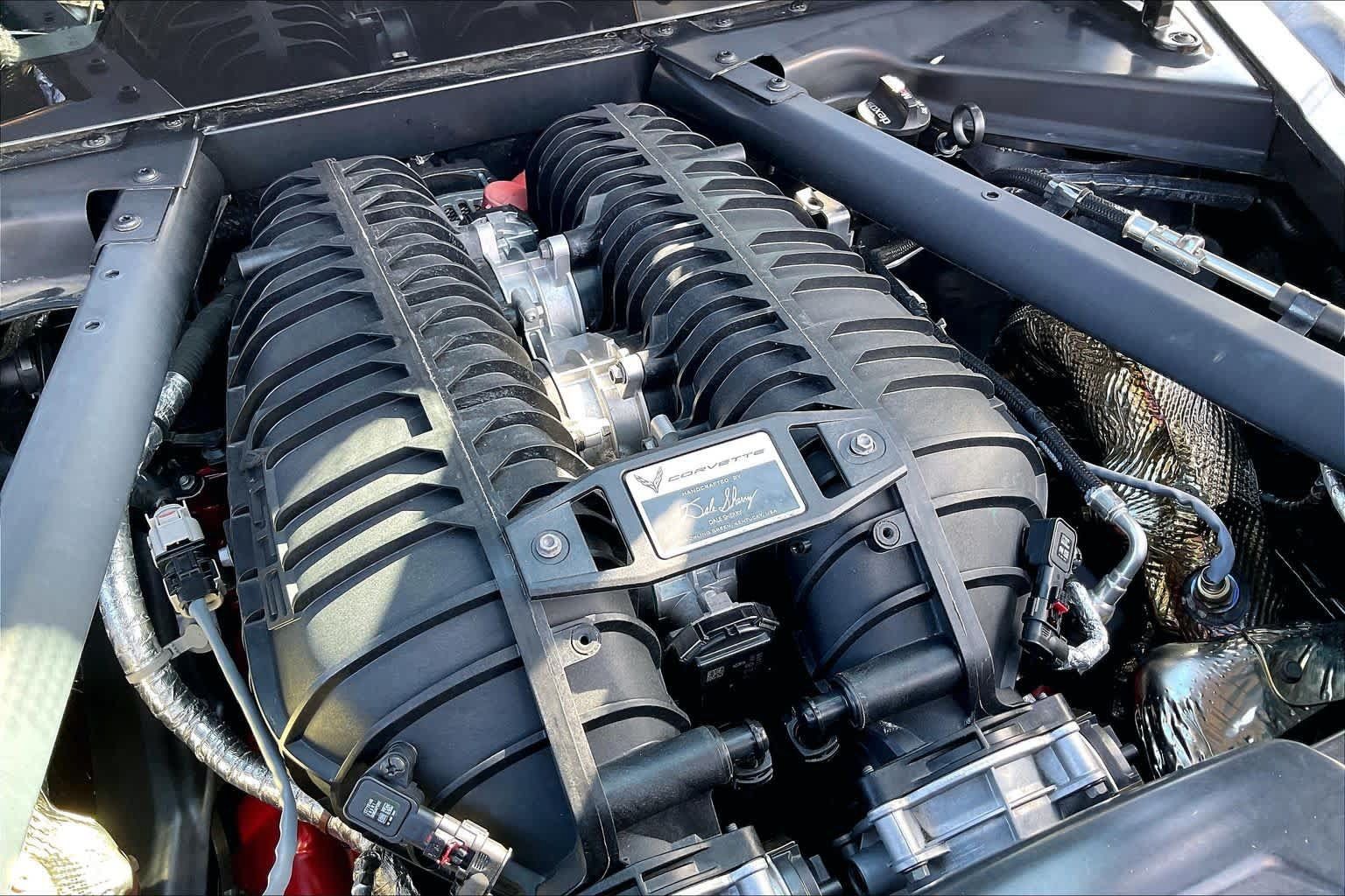 Used 2025 Chevrolet Corvette Z06 w/ Battery Protection Package RWD image 29