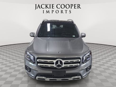 Used 2021 Mercedes-Benz GLB 250 image 2