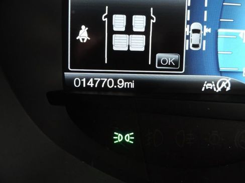 Used 2024 Ford Edge SEL w/ Convenience Package image 30