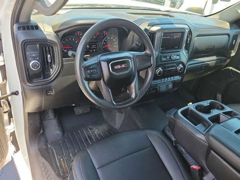 Used 2022 GMC Sierra 2500 Pro w/ Convenience Package image 13