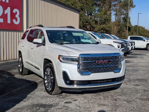 Certified 2023 GMC Acadia Denali w/ Denali Ultimate Package image 8