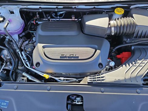 New 2026 Chrysler Pacifica Select image 14