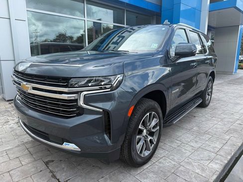 Used 2021 Chevrolet Tahoe LT w/ LT Signature Package RWD image 1