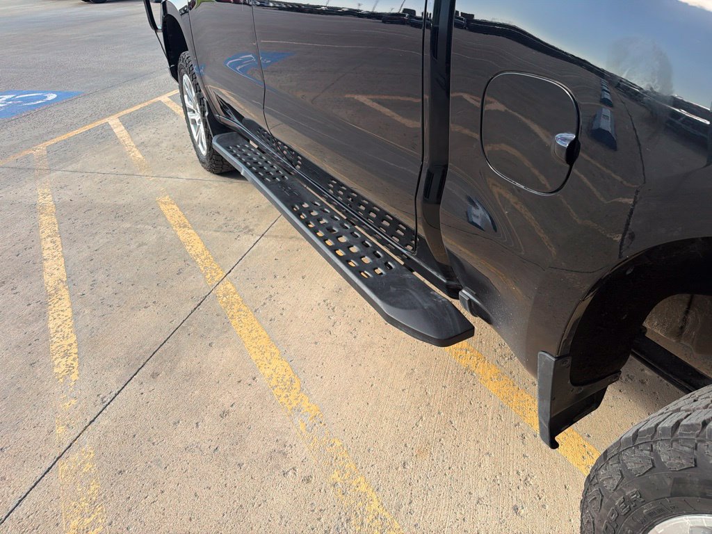 Used 2024 Chevrolet Silverado 1500 LTZ w/ LTZ Convenience Package II AWD/4WD image 11
