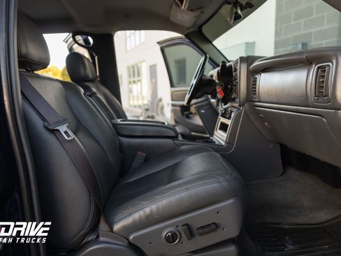 Used 2007 GMC Sierra 3500 SLT w/ Skid Plate Package image 16