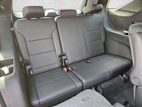 New 2026 Chevrolet Traverse Z71 w/ Enhanced Driving Package AWD/4WD image 15