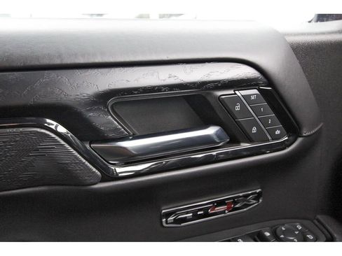 Used 2023 GMC Sierra 1500 AT4X AWD/4WD image 21