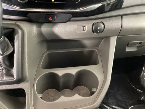 Used 2023 Ford Transit 350 XLT image 28