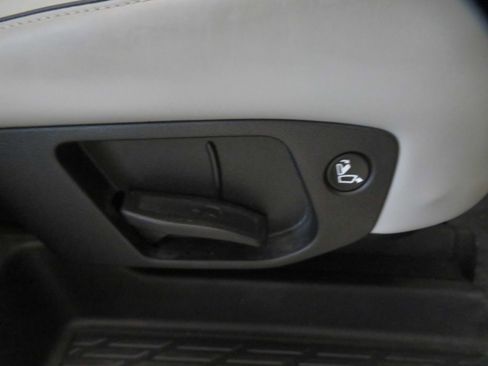 Used 2024 Hyundai Palisade SEL w/ Premium Package image 27