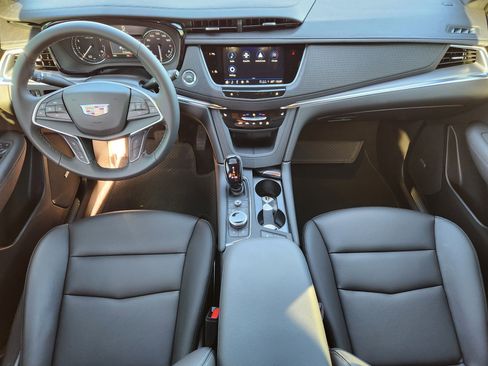 Certified 2026 Cadillac XT5 Luxury image 27