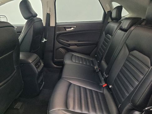 Used 2023 Ford Edge SEL image 18