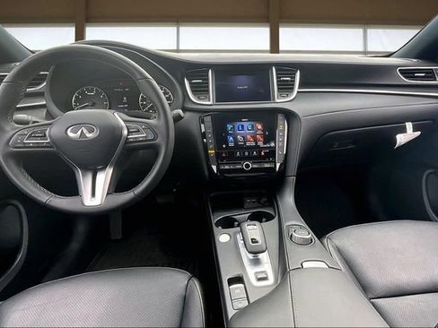 Used 2025 INFINITI QX55 Luxe w/ Cargo Package image 16