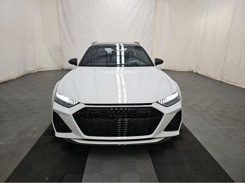 Used 2022 Audi RS 6 AWD/4WD image 2