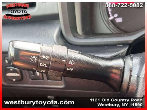 Used 2022 Toyota 4Runner SR5 Premium w/ Moonroof Package AWD/4WD image 26