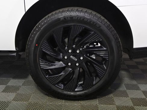 New 2026 Lincoln Navigator L Reserve w/ Jet Appearance Package image 21