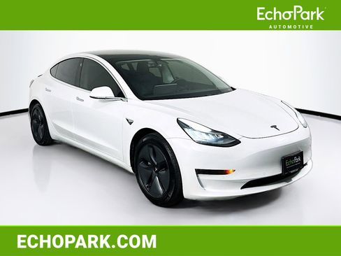 Used 2020 Tesla Model 3 Standard Range Plus image 1