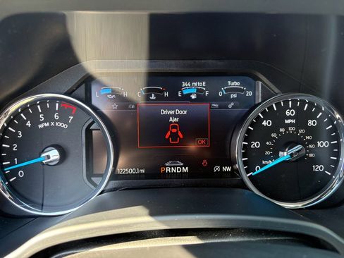 Used 2021 Ford Expedition Max XLT image 20