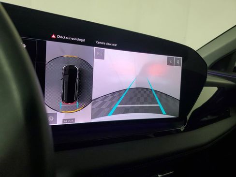 Certified 2025 Audi Q6 e-tron Premium Plus w/ Premium Plus RWD image 28